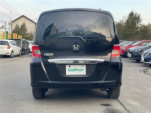 フリード G プレミアムエディション 4WD 社外SDナビ フルセグ/CD/DVD/BT/ラジオ バックカメラ 両側パワースライドドア クルーズコントロール ステアリングスイッチ ワイパーデアイザー ETC スマートキー(32枚目)