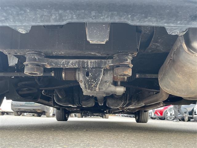 フリード G プレミアムエディション 4WD 社外SDナビ フルセグ/CD/DVD/BT/ラジオ バックカメラ 両側パワースライドドア クルーズコントロール ステアリングスイッチ ワイパーデアイザー ETC スマートキー(43枚目)