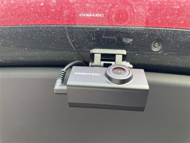 ヴェゼル ハイブリッドＸ・ホンダセンシング　４ＷＤ　前後ドライブレコーダー　社外ＳＤナビ　フルセグ／ＣＤ／ＤＶＤ／ＢＴ／ラジオ　バックカメラ　ホンダセンシング　レーダークルーズコントロール　レーンキープアシスト　ワイパーデアイサー（3枚目）