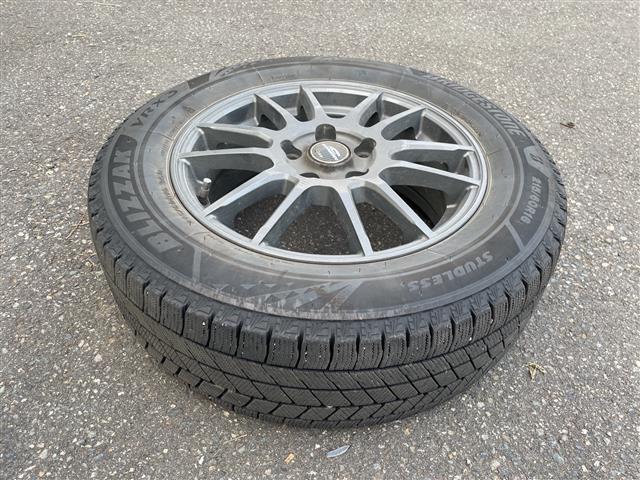 ヴェゼル ハイブリッドＸ・ホンダセンシング　４ＷＤ　前後ドライブレコーダー　社外ＳＤナビ　フルセグ／ＣＤ／ＤＶＤ／ＢＴ／ラジオ　バックカメラ　ホンダセンシング　レーダークルーズコントロール　レーンキープアシスト　ワイパーデアイサー（4枚目）