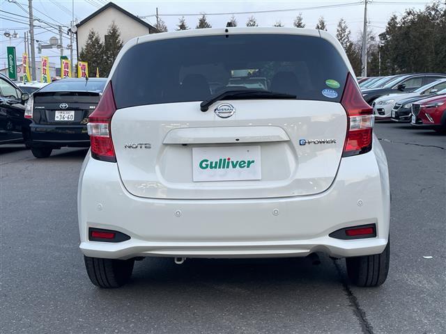 ノート ｅ－パワー　Ｂ　ＦＯＵＲ　４ＷＤ　社外オーディオ　ＣＤ／ＡＵＸ／ラジオ　デジタルインナーミラー　エマージェンシーブレーキ　レーンキープアシスト　オートマチックハイビーム　プッシュスタート　スマートキー　フロアマット（31枚目）