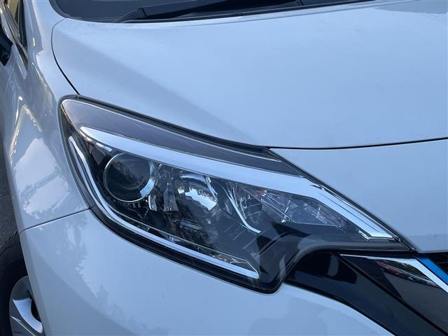 ノート ｅ－パワー　Ｂ　ＦＯＵＲ　４ＷＤ　社外オーディオ　ＣＤ／ＡＵＸ／ラジオ　デジタルインナーミラー　エマージェンシーブレーキ　レーンキープアシスト　オートマチックハイビーム　プッシュスタート　スマートキー　フロアマット（37枚目）