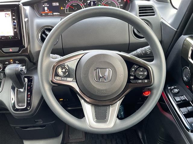 Ｎ－ＢＯＸカスタム Ｇ・Ｌホンダセンシング　４ＷＤ　純正ＳＤナビ　フルセグ／ＣＤ／ＤＶＤ／ＢＴ／ラジオ　バックカメラ　ホンダセンシング　レーダークルーズコントロール　レーンキープアシスト　オートマチックハイビーム　フロントシートヒーター（2枚目）