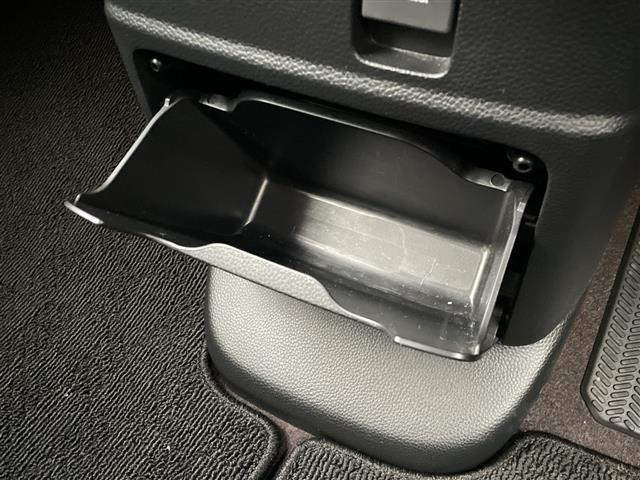 Ｎ－ＢＯＸカスタム Ｇ・Ｌホンダセンシング　４ＷＤ　純正ＳＤナビ　フルセグ／ＣＤ／ＤＶＤ／ＢＴ／ラジオ　バックカメラ　ホンダセンシング　レーダークルーズコントロール　レーンキープアシスト　オートマチックハイビーム　フロントシートヒーター（15枚目）