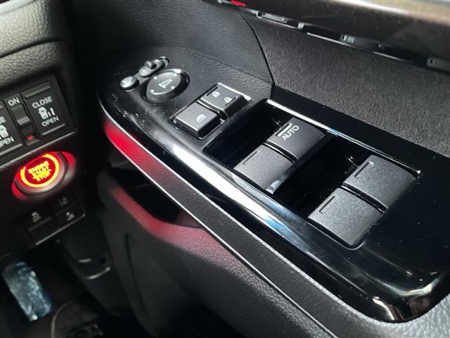 Ｎ－ＢＯＸカスタム Ｇ・Ｌホンダセンシング　４ＷＤ　純正ＳＤナビ　フルセグ／ＣＤ／ＤＶＤ／ＢＴ／ラジオ　バックカメラ　ホンダセンシング　レーダークルーズコントロール　レーンキープアシスト　オートマチックハイビーム　フロントシートヒーター（20枚目）