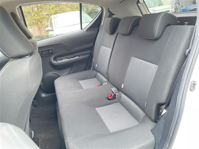 アクア Ｓ　スタイルブラック　純正ナビ　ワンセグ／ＢＴ／ＣＤ／ラジオ　バックカメラ　スタッドレスキャップ付積込　ステアリングスイッチ　トヨタセーフティセンス　レーンキープアシスト　オートマチックハイビーム　ＬＥＤライト（26枚目）