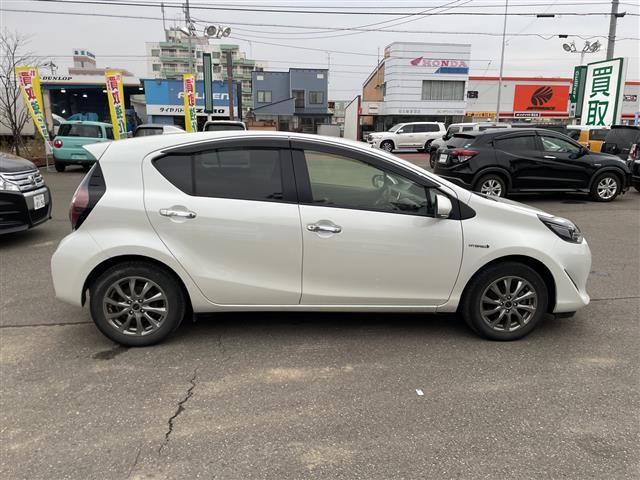 アクア Ｓ　スタイルブラック　純正ナビ　ワンセグ／ＢＴ／ＣＤ／ラジオ　バックカメラ　スタッドレスキャップ付積込　ステアリングスイッチ　トヨタセーフティセンス　レーンキープアシスト　オートマチックハイビーム　ＬＥＤライト（31枚目）