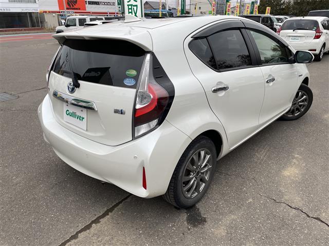 アクア Ｓ　スタイルブラック　純正ナビ　ワンセグ／ＢＴ／ＣＤ／ラジオ　バックカメラ　スタッドレスキャップ付積込　ステアリングスイッチ　トヨタセーフティセンス　レーンキープアシスト　オートマチックハイビーム　ＬＥＤライト（34枚目）