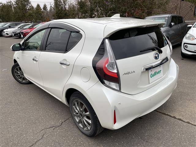 アクア Ｓ　スタイルブラック　純正ナビ　ワンセグ／ＢＴ／ＣＤ／ラジオ　バックカメラ　スタッドレスキャップ付積込　ステアリングスイッチ　トヨタセーフティセンス　レーンキープアシスト　オートマチックハイビーム　ＬＥＤライト（35枚目）