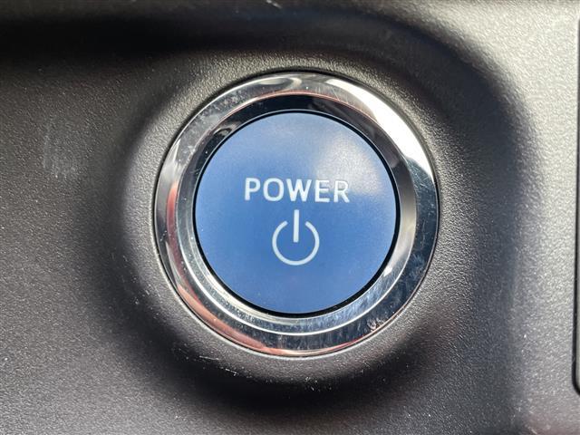 アクア Ｘ－アーバン　アルパイン製ＳＤナビ　フルセグ／ＣＤ／ＤＶＤ／ＢＴ／ＳＤ／ラジオ　バックカメラ　ドライブレコーダー　プッシュスタート　スマートキー　寒冷地仕様　ワイパーデアイサー　ハーフレザーシート（8枚目）