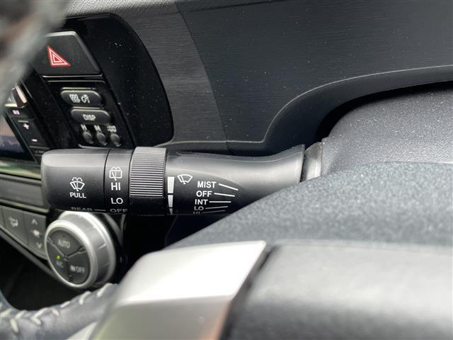 アクア Ｘ－アーバン　アルパイン製ＳＤナビ　フルセグ／ＣＤ／ＤＶＤ／ＢＴ／ＳＤ／ラジオ　バックカメラ　ドライブレコーダー　プッシュスタート　スマートキー　寒冷地仕様　ワイパーデアイサー　ハーフレザーシート（14枚目）