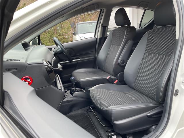 アクア Ｘ－アーバン　アルパイン製ＳＤナビ　フルセグ／ＣＤ／ＤＶＤ／ＢＴ／ＳＤ／ラジオ　バックカメラ　ドライブレコーダー　プッシュスタート　スマートキー　寒冷地仕様　ワイパーデアイサー　ハーフレザーシート（20枚目）