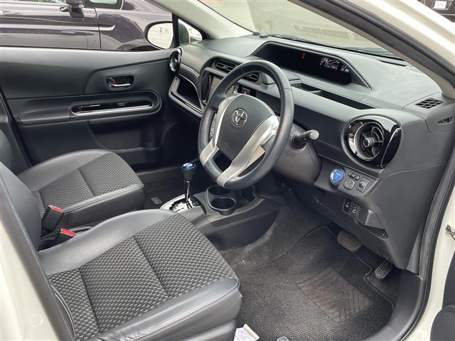 アクア Ｘ－アーバン　アルパイン製ＳＤナビ　フルセグ／ＣＤ／ＤＶＤ／ＢＴ／ＳＤ／ラジオ　バックカメラ　ドライブレコーダー　プッシュスタート　スマートキー　寒冷地仕様　ワイパーデアイサー　ハーフレザーシート（21枚目）