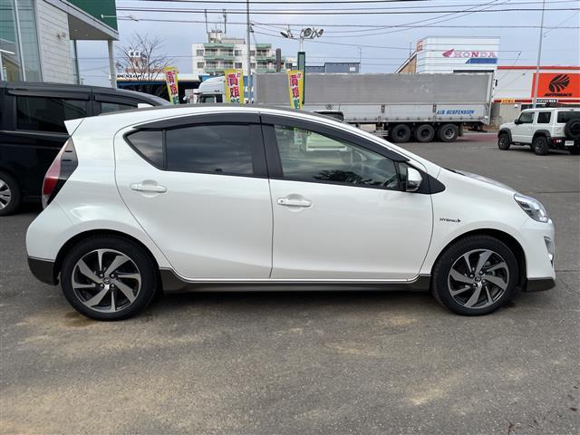 アクア Ｘ－アーバン　アルパイン製ＳＤナビ　フルセグ／ＣＤ／ＤＶＤ／ＢＴ／ＳＤ／ラジオ　バックカメラ　ドライブレコーダー　プッシュスタート　スマートキー　寒冷地仕様　ワイパーデアイサー　ハーフレザーシート（31枚目）