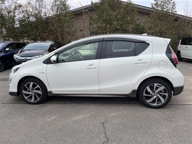 アクア Ｘ－アーバン　アルパイン製ＳＤナビ　フルセグ／ＣＤ／ＤＶＤ／ＢＴ／ＳＤ／ラジオ　バックカメラ　ドライブレコーダー　プッシュスタート　スマートキー　寒冷地仕様　ワイパーデアイサー　ハーフレザーシート（32枚目）