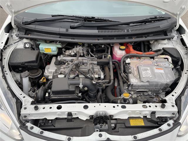 アクア Ｘ－アーバン　アルパイン製ＳＤナビ　フルセグ／ＣＤ／ＤＶＤ／ＢＴ／ＳＤ／ラジオ　バックカメラ　ドライブレコーダー　プッシュスタート　スマートキー　寒冷地仕様　ワイパーデアイサー　ハーフレザーシート（42枚目）