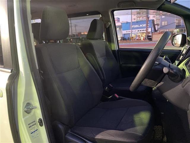 ノア X 純正ナビ(AM,FM,BT,フルセグTV,SD,CD,DVD) 両側パワースライドドア ETC スロープボタン アイドリングストップ 積込冬タイヤ エコモードボタン オートライト バックカメラ(22枚目)