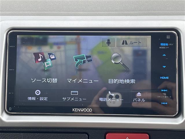 ハイエースバン 　ＫＥＮＷＯＯＤ製ＳＤメモリーナビ　バックカメラ　ベッドキット　ＥＴＣ　フルセグＴＶ　ＢＡＲＢＥＲＯ製１７インチアルミホイール　フロントアンダースポイラー　ＣＤ／ＤＶＤ　Ｂｌｕｅｔｏｏｔｈ／ＵＳＢ（8枚目）