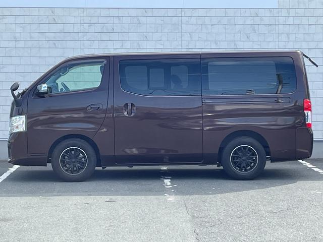ＮＶ３５０キャラバンバン ロングプレミアムＧＸ　禁煙車　ワンオーナー　エマブレ　横滑り防止装置　ＬＥＤオートライト　社外ナビＴＶ　ビルトインＥＴＣ　ＡＡＣ　レザー調シートカバー付　社外１５インチＡＷスタッドレス　純正ＡＷタイヤ車載　スマートキー（52枚目）