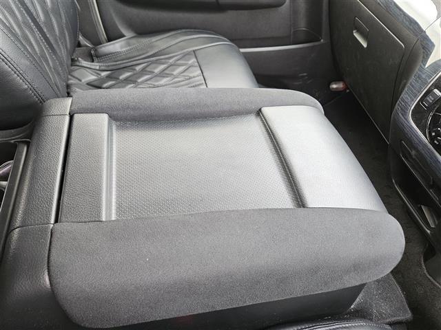 NV350キャラバンバン プレミアムGXロングブラックギア 禁煙車 アラウンドビューモニタ ドラレコ エマージェンシーブレーキ LEDオートライト 社外ナビ フルセグ 片側パワースライドドア 後席用モニタ スマートキー エンジンスイッチ 純正15インチAW(24枚目)