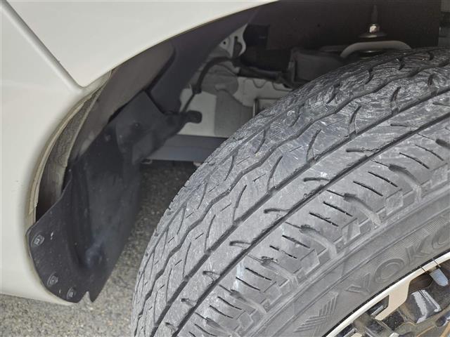 NV350キャラバンバン プレミアムGXロングブラックギア 禁煙車 アラウンドビューモニタ ドラレコ エマージェンシーブレーキ LEDオートライト 社外ナビ フルセグ 片側パワースライドドア 後席用モニタ スマートキー エンジンスイッチ 純正15インチAW(38枚目)