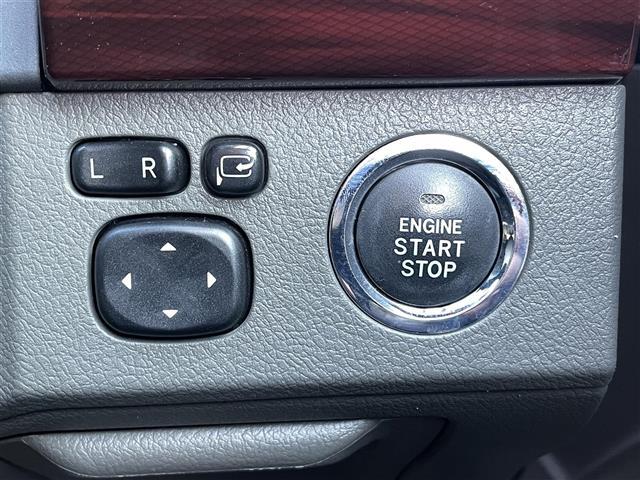 マークX 250G リラックスセレクション G’sバンパー 純正ナビ フルセグテレビ CD/DVD Bluetooth ミュージックサーバー(HDD録音) バックカメラ パワーシート 純正フロアマット 社外20インチアルミホイール 社外LED(7枚目)