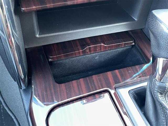 マークX 250G リラックスセレクション G’sバンパー 純正ナビ フルセグテレビ CD/DVD Bluetooth ミュージックサーバー(HDD録音) バックカメラ パワーシート 純正フロアマット 社外20インチアルミホイール 社外LED(15枚目)