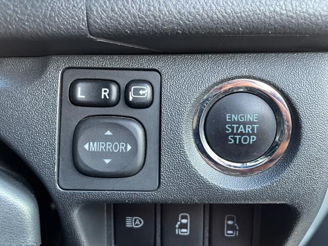 ハイエースバン スーパーGL ダーク プライムII 禁煙車 バックカメラ ドラレコ 衝突被害軽減 車線逸脱防止支援 LEDヘッドランプ オートライト 純正ナビ 両側パワスラ ビルトインETC2.0 ハーフレザーシート 社外15インチAW スマートキー(18枚目)