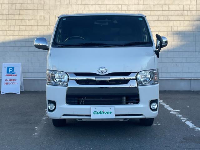 ハイエースバン スーパーGL ダーク プライムII 禁煙車 バックカメラ ドラレコ 衝突被害軽減 車線逸脱防止支援 LEDヘッドランプ オートライト 純正ナビ 両側パワスラ ビルトインETC2.0 ハーフレザーシート 社外15インチAW スマートキー(39枚目)