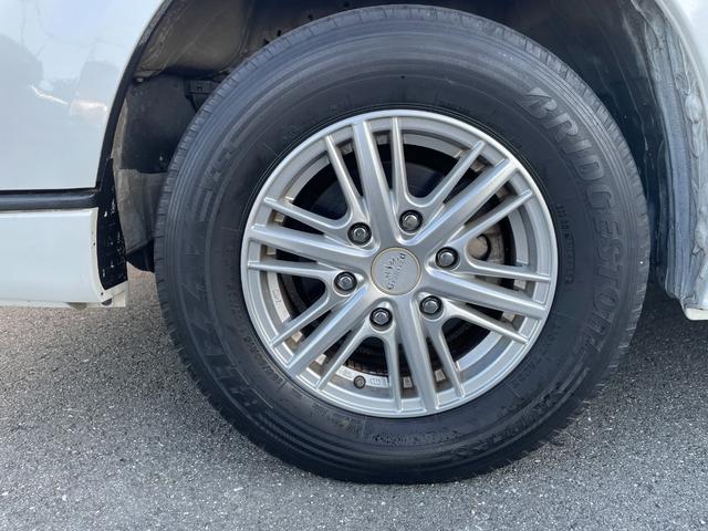 ハイエースバン スーパーGL ダーク プライムII 禁煙車 バックカメラ ドラレコ 衝突被害軽減 車線逸脱防止支援 LEDヘッドランプ オートライト 純正ナビ 両側パワスラ ビルトインETC2.0 ハーフレザーシート 社外15インチAW スマートキー(48枚目)