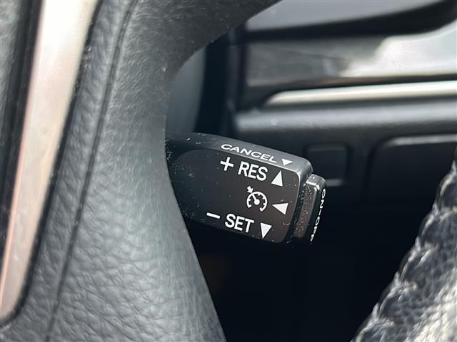 クラウンハイブリッド アスリートＳ　純正ナビ　バックカメラ　Ｂｌｕｅｔｏｏｔｈ　フルセグＴＶ　レザーシート　シートヒーター　エアーシート　パワーシート　クルーズコントロール　ＥＴＣ　前後ドラレコ　前後コーナーセンサー　ハンドルヒーター（7枚目）