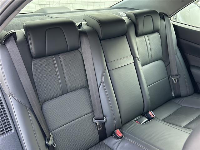 クラウンハイブリッド アスリートＳ　純正ナビ　バックカメラ　Ｂｌｕｅｔｏｏｔｈ　フルセグＴＶ　レザーシート　シートヒーター　エアーシート　パワーシート　クルーズコントロール　ＥＴＣ　前後ドラレコ　前後コーナーセンサー　ハンドルヒーター（24枚目）