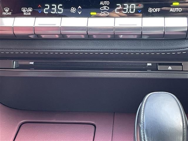 LC LC500h Lパッケージ サンルーフ 赤レザーシート 前後ドラーブレコーダー BSM Bluetooth バックカメラ フルセグTV 電動シート シートメモリー ベンチレーション レーダークルーズコントロール(16枚目)