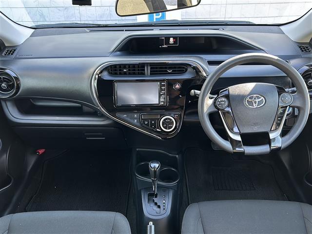 アクア Ｓスタイルブラック　純正ナビ　バックカメラ　Ｂｌｕｅｔｏｏｔｈ　ワンセグＴＶ　前ドラレコ　ＥＴＣ　ＣＤ　ＤＶＤ　前後ソナー　オートハイビーム　社外アルミホイール　ＬＥＤヘッドライト　プッシュスタート（2枚目）