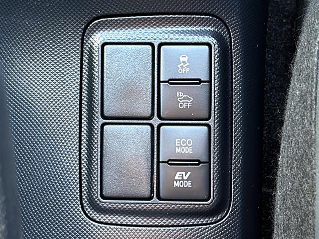 アクア Ｓスタイルブラック　純正ナビ　バックカメラ　Ｂｌｕｅｔｏｏｔｈ　ワンセグＴＶ　前ドラレコ　ＥＴＣ　ＣＤ　ＤＶＤ　前後ソナー　オートハイビーム　社外アルミホイール　ＬＥＤヘッドライト　プッシュスタート（17枚目）