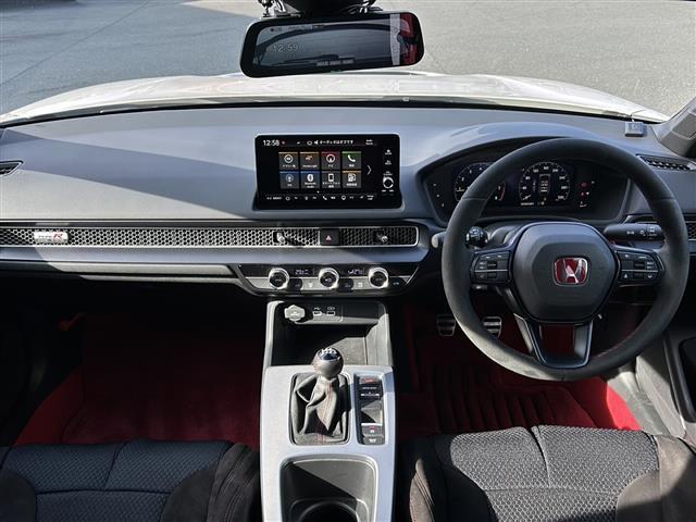 シビック タイプＲ　純正リアウィング　デジタルインナーミラー　無限シフトノブ　ドライブレコーダー　ワンオーナー　取扱説明書　Ｂｌｕｅｔｏｏｔｈ　ワンセグＴＶ　バックカメラ　純正アルミホイール（2枚目）