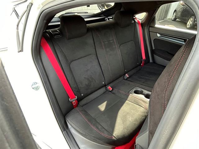 シビック タイプＲ　純正リアウィング　デジタルインナーミラー　無限シフトノブ　ドライブレコーダー　ワンオーナー　取扱説明書　Ｂｌｕｅｔｏｏｔｈ　ワンセグＴＶ　バックカメラ　純正アルミホイール（23枚目）