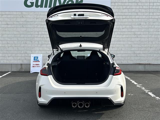 シビック タイプＲ　純正リアウィング　デジタルインナーミラー　無限シフトノブ　ドライブレコーダー　ワンオーナー　取扱説明書　Ｂｌｕｅｔｏｏｔｈ　ワンセグＴＶ　バックカメラ　純正アルミホイール（26枚目）