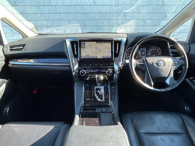 ヴェルファイア ２．５Ｚ　Ｇエディション　純正ナビ　フルセグＴＶ　Ｂｌｕｅｔｏｏｔｈ　バックカメラ　両側パワースライドドア　サンルーフ　合成レザーシート　パワーシート　ベンチレーション　シートヒーター　ＥＴＣ　パワーバックドア（9枚目）