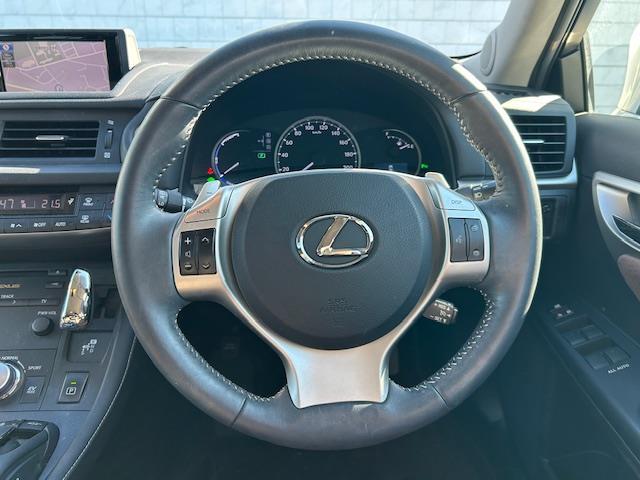 ＣＴ ＣＴ２００ｈ　バージョンＣ　ナビ　バックカメラ　フルセグ　Ｂｌｕｅｔｏｏｔｈ　前後センサー　純正１７インチＡＷ　ＬＥＤ　フォグランプ　パドルシフト　クルーズコントロール　前席シートヒーター　ビルトインＥＴＣ（10枚目）