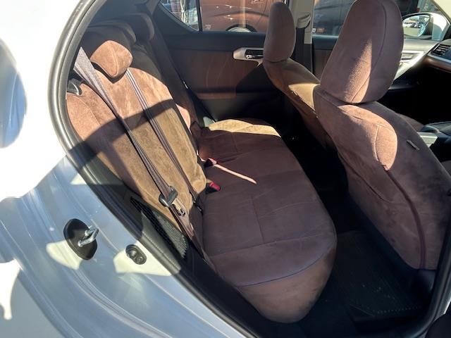 ＣＴ ＣＴ２００ｈ　バージョンＣ　ナビ　バックカメラ　フルセグ　Ｂｌｕｅｔｏｏｔｈ　前後センサー　純正１７インチＡＷ　ＬＥＤ　フォグランプ　パドルシフト　クルーズコントロール　前席シートヒーター　ビルトインＥＴＣ（32枚目）