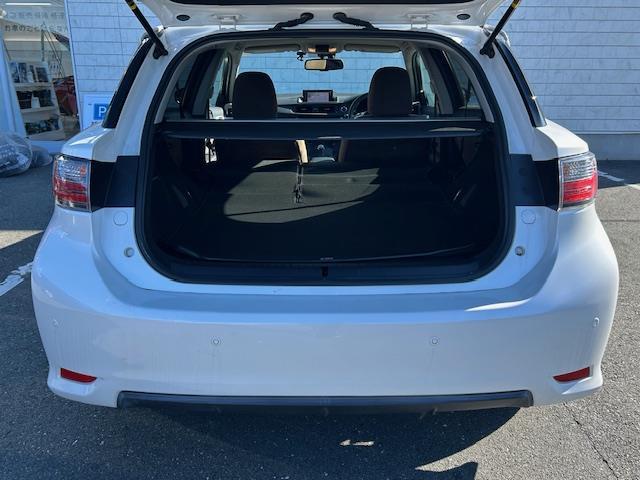 ＣＴ ＣＴ２００ｈ　バージョンＣ　ナビ　バックカメラ　フルセグ　Ｂｌｕｅｔｏｏｔｈ　前後センサー　純正１７インチＡＷ　ＬＥＤ　フォグランプ　パドルシフト　クルーズコントロール　前席シートヒーター　ビルトインＥＴＣ（39枚目）