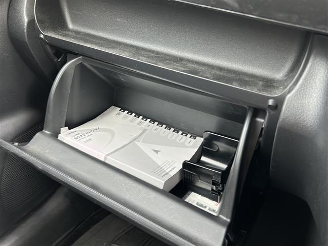 ウィッシュ １．８Ｓモノトーン　純正フロアマット／ＭＴモード付ＡＴ／ＥＴＣ／ハーフレザーシート／電動格納ミラー／オートライト／純正ナビ（ＤＶＤ．ＣＤ．ＢＬＵＥＴＯＯＴＨ．ＡＭＦＭラジオ．フルセグＴＶ）／ウィンカーミラー（15枚目）