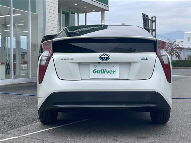 プリウス S トヨタセーフティセンス 純正ナビ ETC 前方ドライブレコーダー バックカメラ レーダークルーズコントロール エンジンスターター オートライト オートマチックハイビーム GPSレーダー ドアバイザー(31枚目)