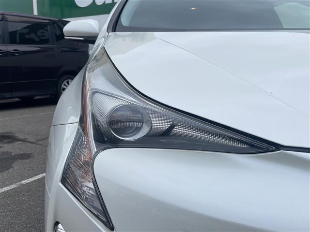 プリウス S トヨタセーフティセンス 純正ナビ ETC 前方ドライブレコーダー バックカメラ レーダークルーズコントロール エンジンスターター オートライト オートマチックハイビーム GPSレーダー ドアバイザー(34枚目)