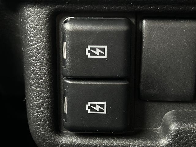 ワゴンRスマイル ハイブリッドS スズキセーフティサポート 純正ナビ フルセグ/CD/DVD/USB/BT/iPod/FM/AM バックカメラ アラウンドビューモニター 前後ドラレコ シートヒーター 両側パワスラ オートライト(12枚目)