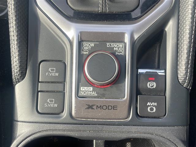 フォレスター アドバンス　４ＷＤ／衝突軽減ブレーキ／社外ＳＤナビ／バックカメラ／ハーフレザーシート／シートヒーター／ハンドルヒーター／純正１８インチＡＷ／純正フロアマット／デジタルインナーミラー／ＬＥＤヘッドライト（16枚目）