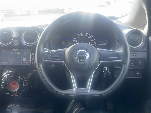 ノート e-パワー X 360°セーフティアシスト 純正ナビ フルセグ/BT/SD/iPod/AUX/CD/DVD/FM/AM アラウンドビューモニター バックカメラ デジタルインナーミラー オートライト 積込み冬タイヤ(11枚目)