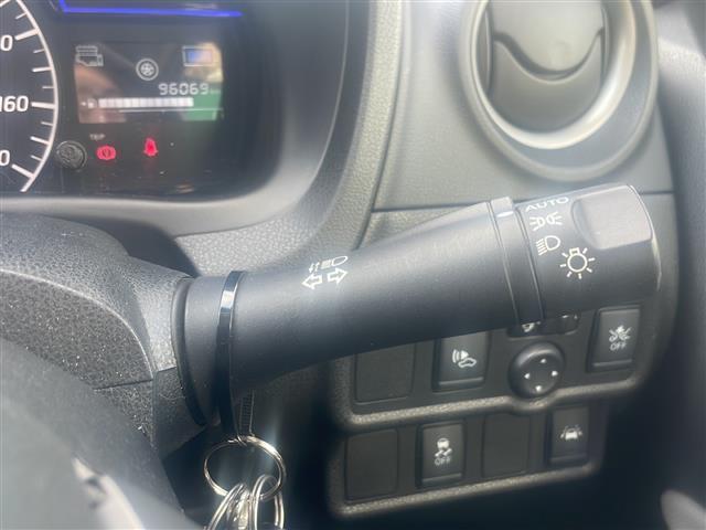 ノート e-パワー X 360°セーフティアシスト 純正ナビ フルセグ/BT/SD/iPod/AUX/CD/DVD/FM/AM アラウンドビューモニター バックカメラ デジタルインナーミラー オートライト 積込み冬タイヤ(13枚目)