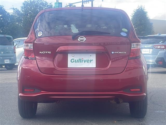 ノート e-パワー X 360°セーフティアシスト 純正ナビ フルセグ/BT/SD/iPod/AUX/CD/DVD/FM/AM アラウンドビューモニター バックカメラ デジタルインナーミラー オートライト 積込み冬タイヤ(35枚目)